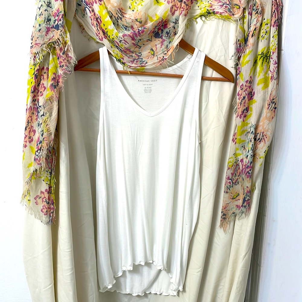 American Eagle soft & sexy white tank